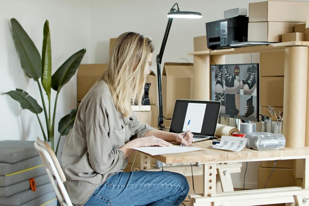 Side Hustles 2026: Earn an Extra $5,000 Monthly