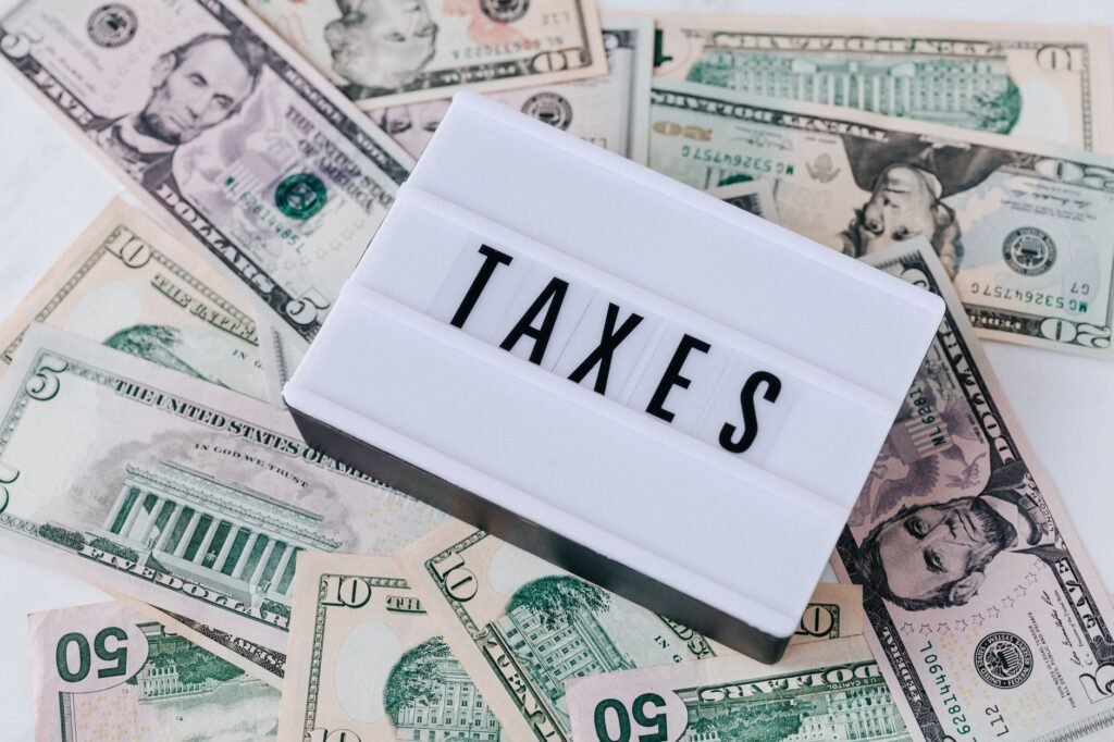 Tax-Loss Harvesting 2026: Optimize Your Portfolio & Save!