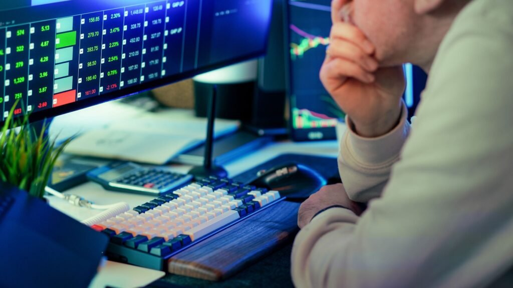 Understanding Economic Indicators: A Guide for Investors in 2026