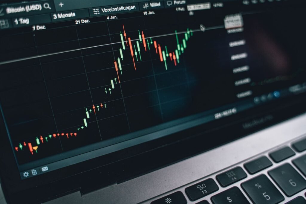 Options vs. Futures Trading: Key Differences for Beginners