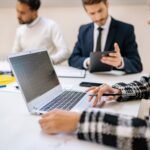 5 Essential Financial Habits for Young Professionals in 2026
