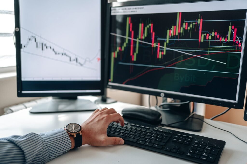 How to Understand & Use Order Flow Trading in 2026