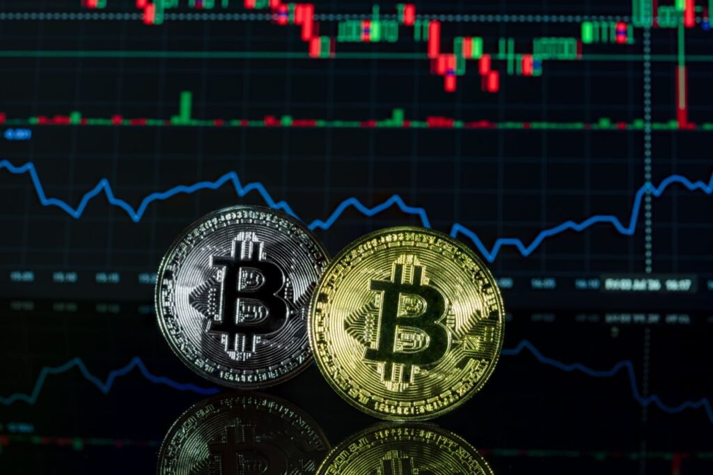 How Gold Futures Contracts Work for Hedging and Speculation in 2026