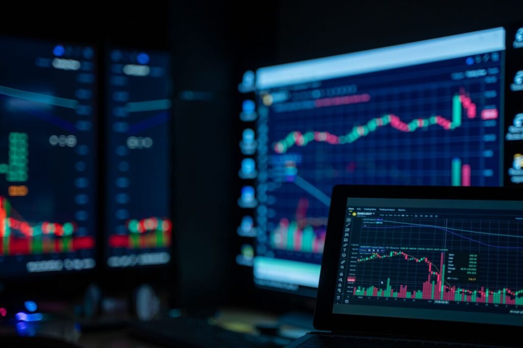 Algorithmic Trading: How Retail Traders Use It in 2026?