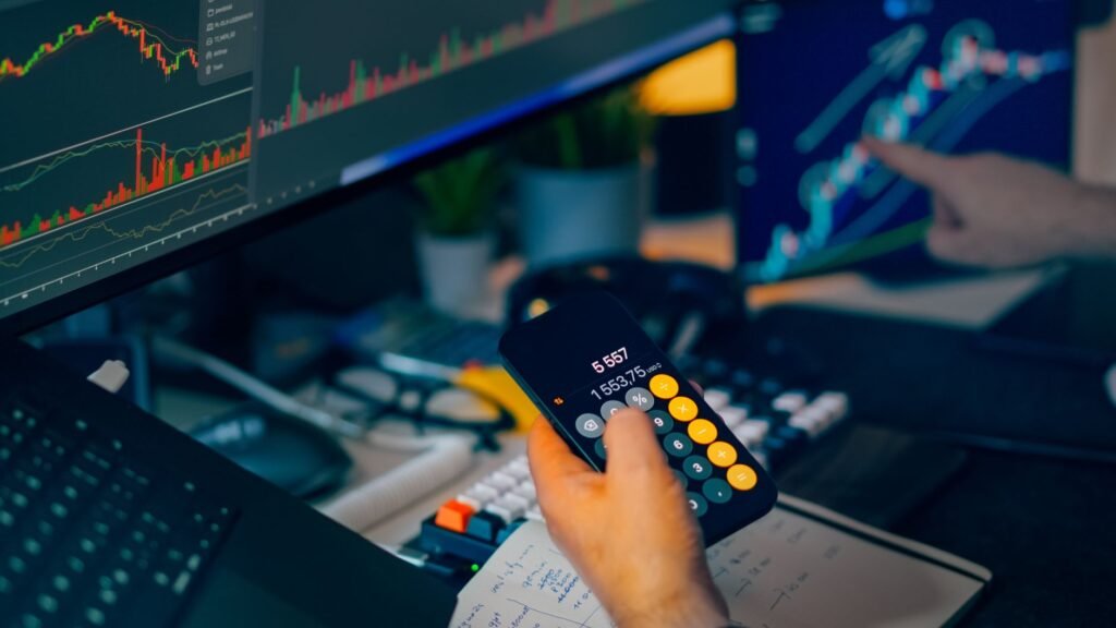 How Do Micro-Investing Apps Work for Beginners in 2026?