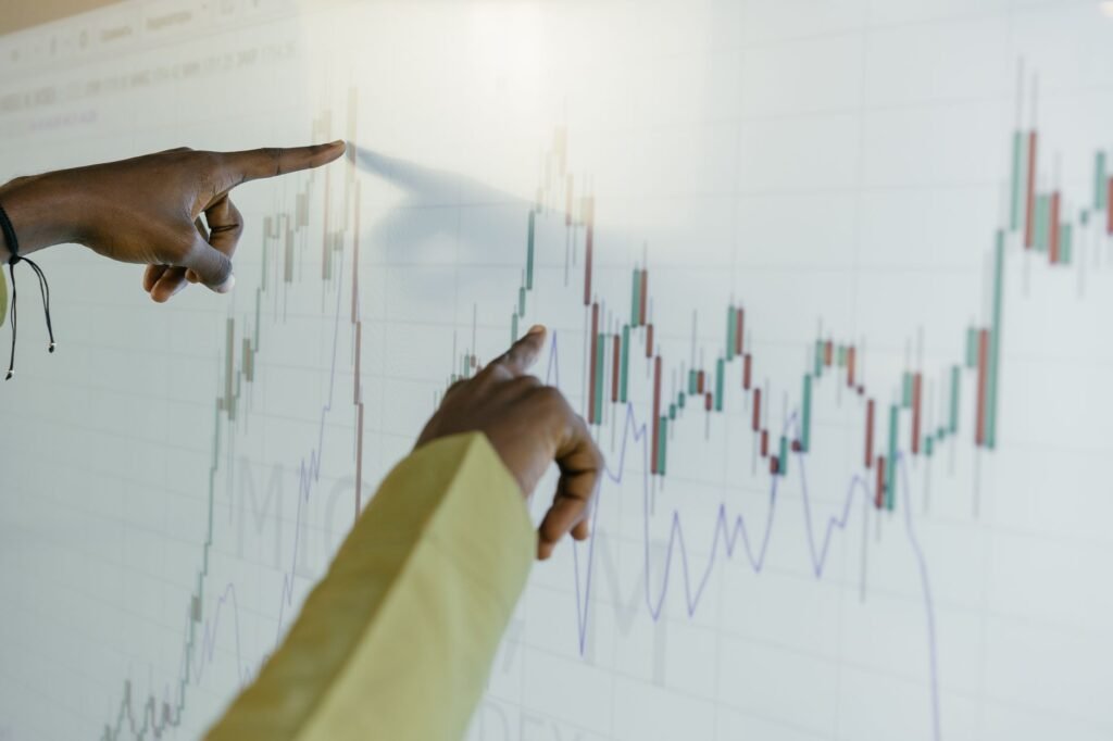 Interpreting Bond Market Signals for Economic Forecasts (2026 Guide)