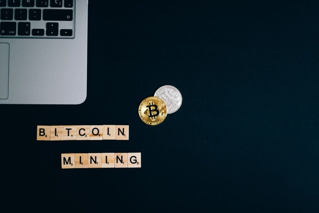 Understanding Gold Mining Stocks as an Investment in 2026
