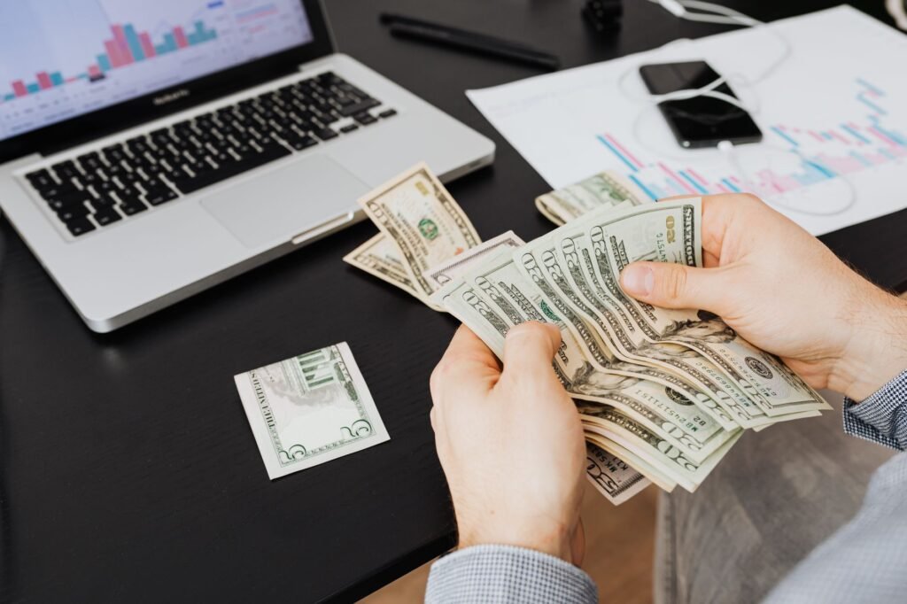 7 Online Businesses You Can Start With Low Capital in 2026