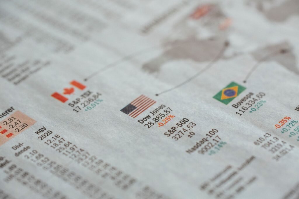 Leading vs. Lagging Economic Indicators for Market Analysis
