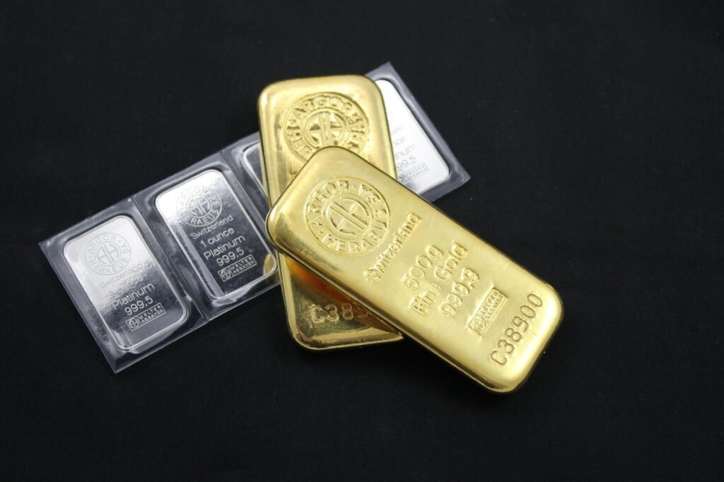Gold Bullion vs. Gold Mining ETFs: Which Is Better in 2026?