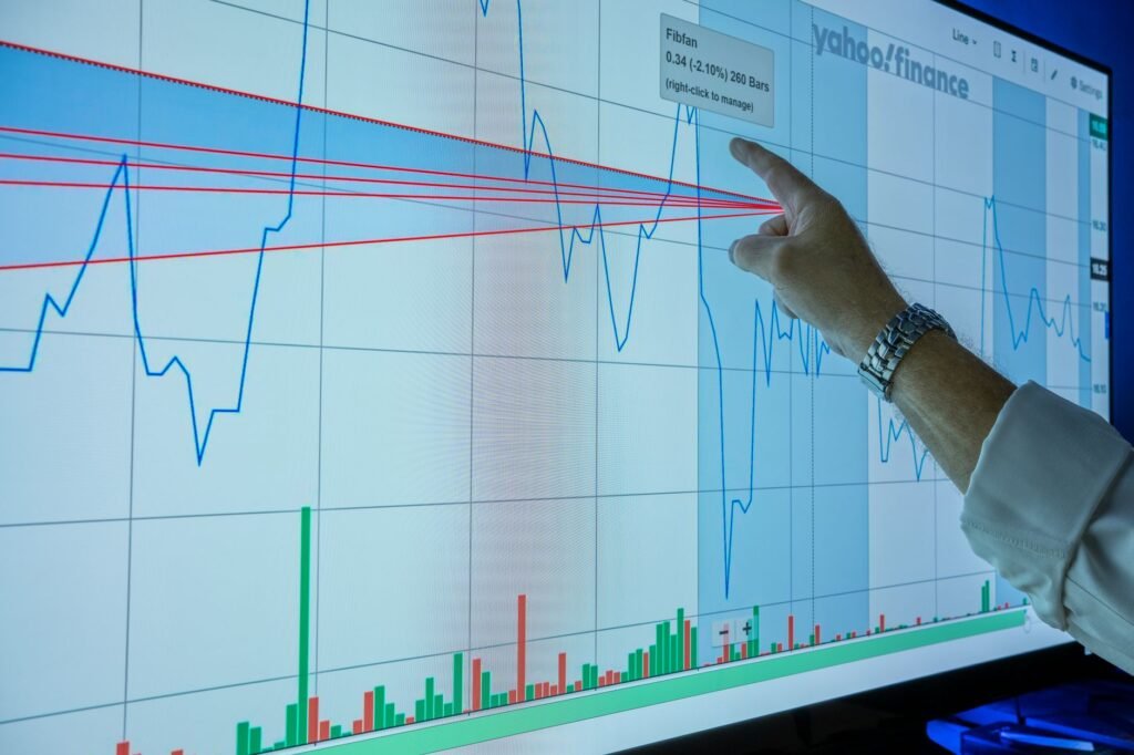 How to Use AI for Predictive Analytics in Market Trend Forecasting (2026)