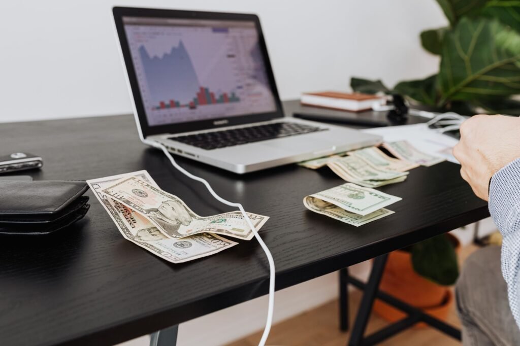 5 Passive Income Streams for Online Entrepreneurs in 2026