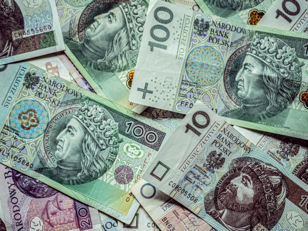 Fiscal Policy vs. Monetary Policy: Impact on Markets in 2026 Explained