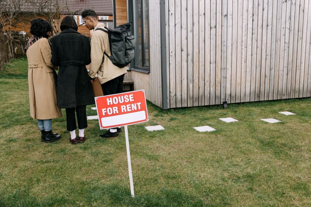 How Does Rent-to-Own Property Work for Generating Real Estate Income?