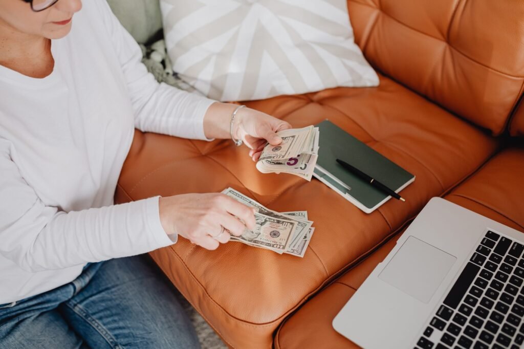 Remote Work and Your Finances in 2026: An Explainer