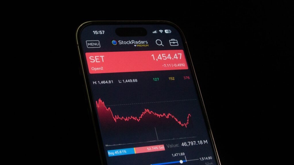 What Is the VIX Index and How Does It Measure Market Volatility?