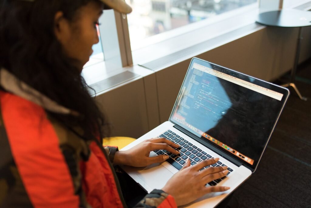 5 High-Demand Skills to Monetize Online in 2026
