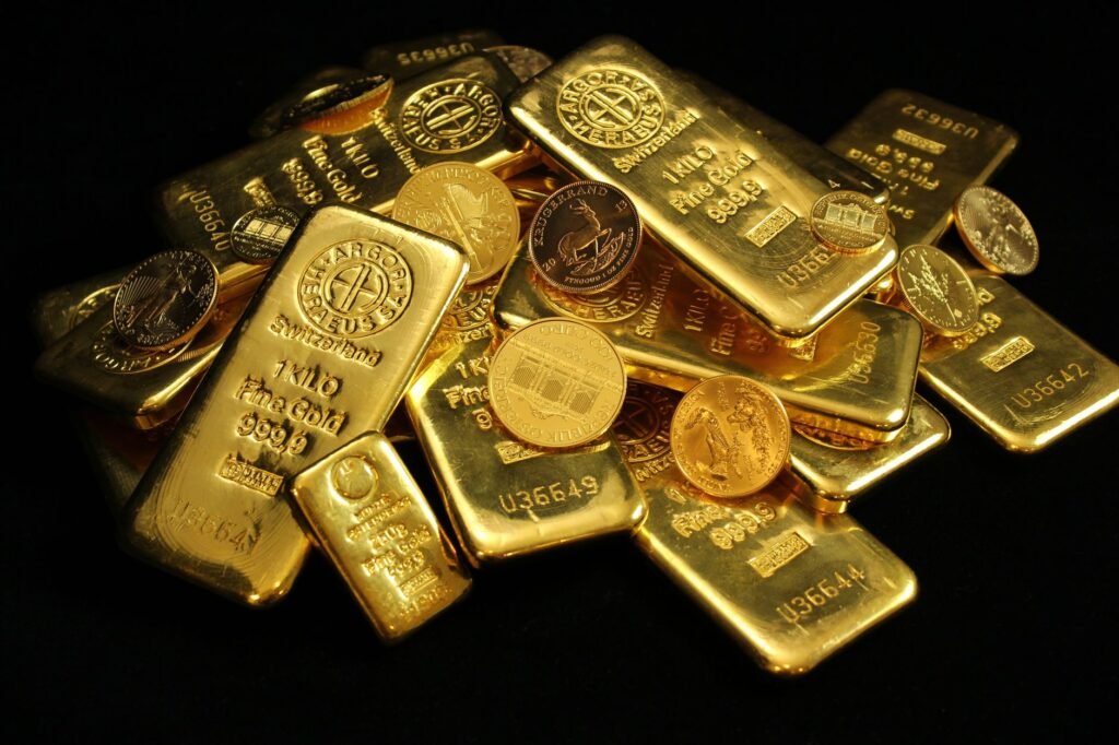 5 Ways to Invest in Gold Beyond Physical Bullion in 2026