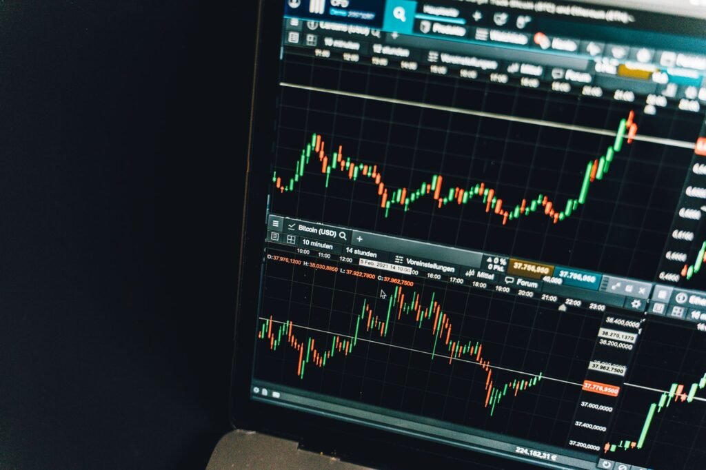 How Does AI Enhance Algorithmic Trading Strategy Backtesting in 2026?